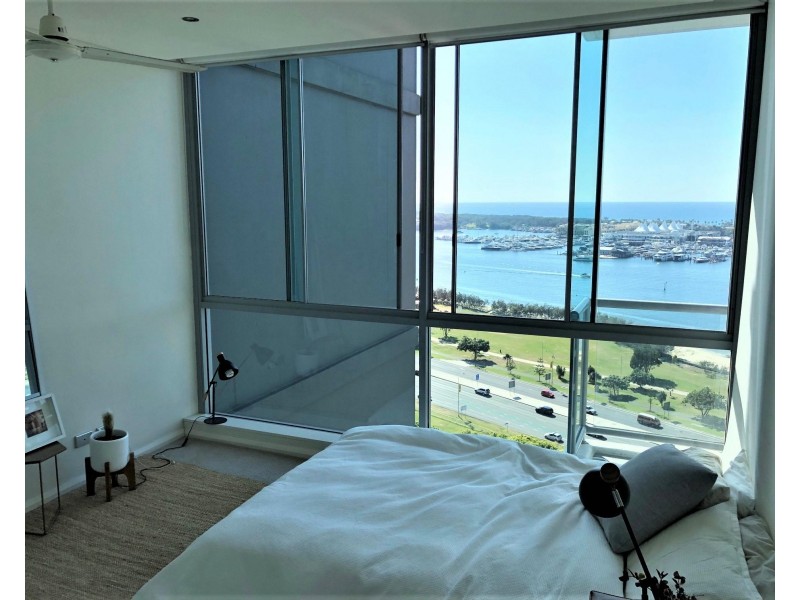 Unit 2107/1 Como Crescent, Southport QLD 4215