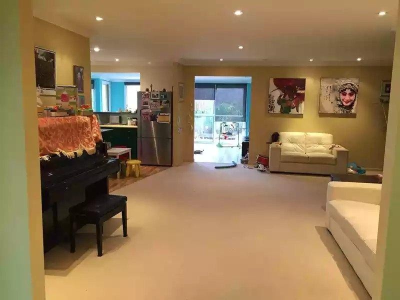 33 Chapel Hill Rd, Chapel Hill QLD 4069