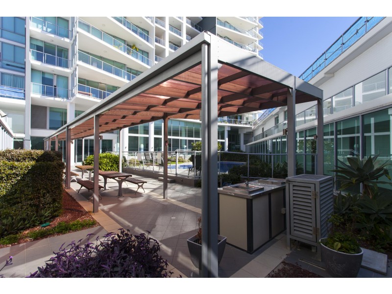 Unit 1502/1 Como Crescent, Southport QLD 4215