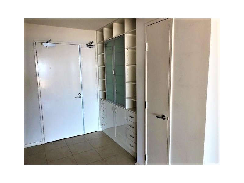 Unit 2904/1 Como Crescent, Southport QLD 4215