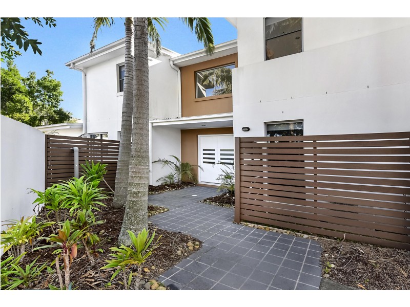 101 Verona Circuit, Burleigh Waters QLD 4220