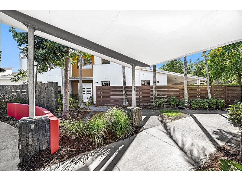 101 Verona Circuit, Burleigh Waters QLD 4220