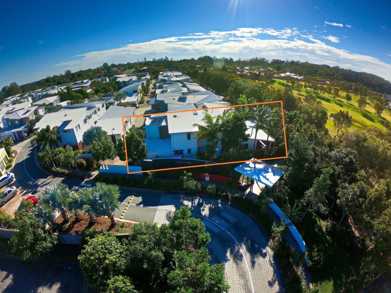 101 Verona Circuit, Burleigh Waters QLD 4220