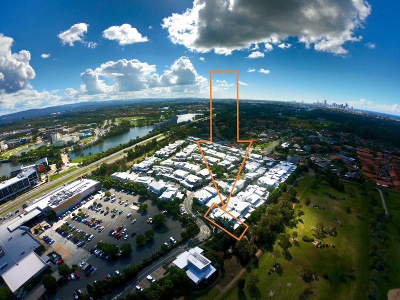 101 Verona Circuit, Burleigh Waters QLD 4220