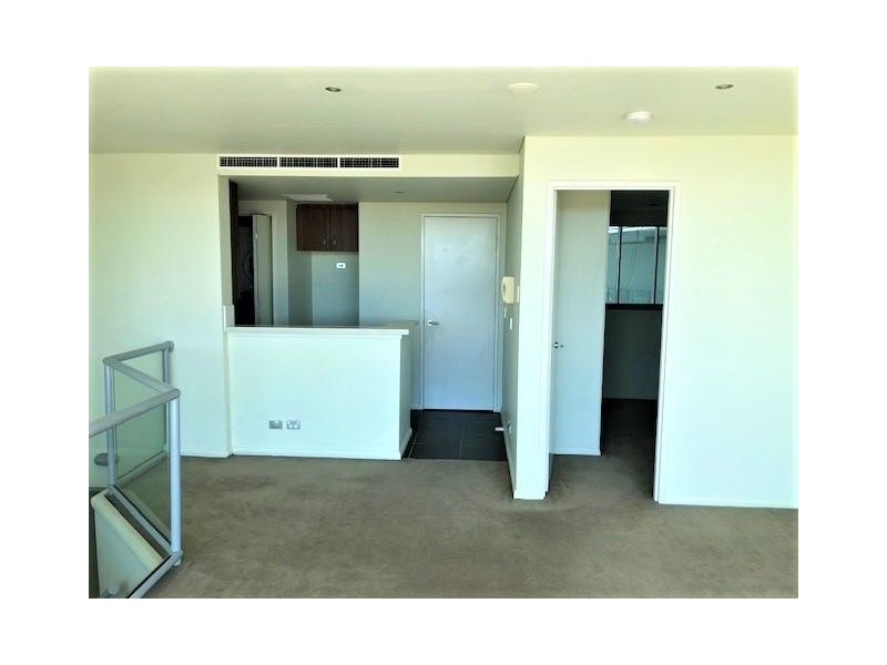 Unit 509A/1 Como Crescent, Southport QLD 4215