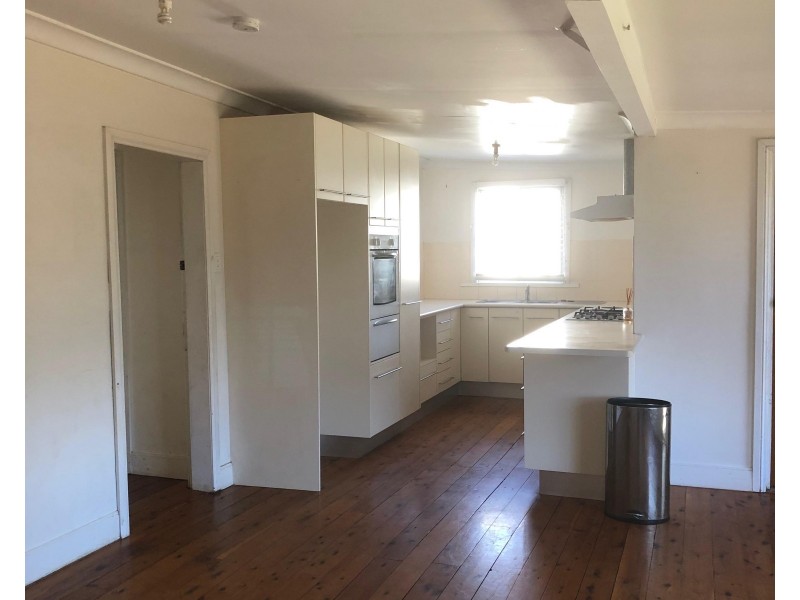 29 Whiteley Street, Wellington NSW 2820