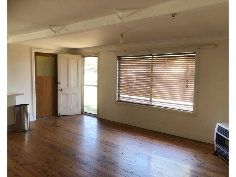 29 Whiteley Street, Wellington NSW 2820