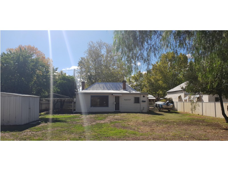 29 Whiteley Street, Wellington NSW 2820