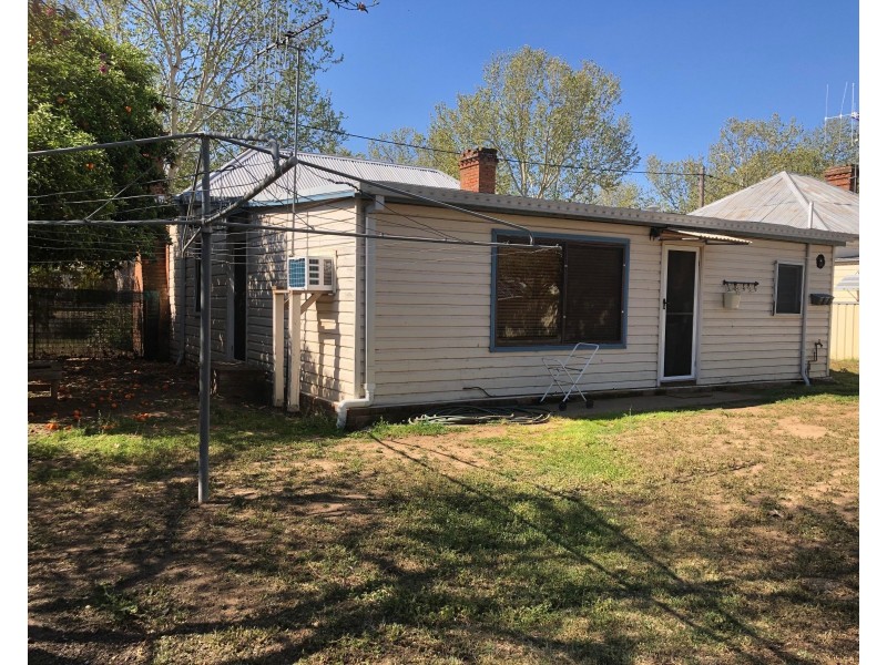 29 Whiteley Street, Wellington NSW 2820