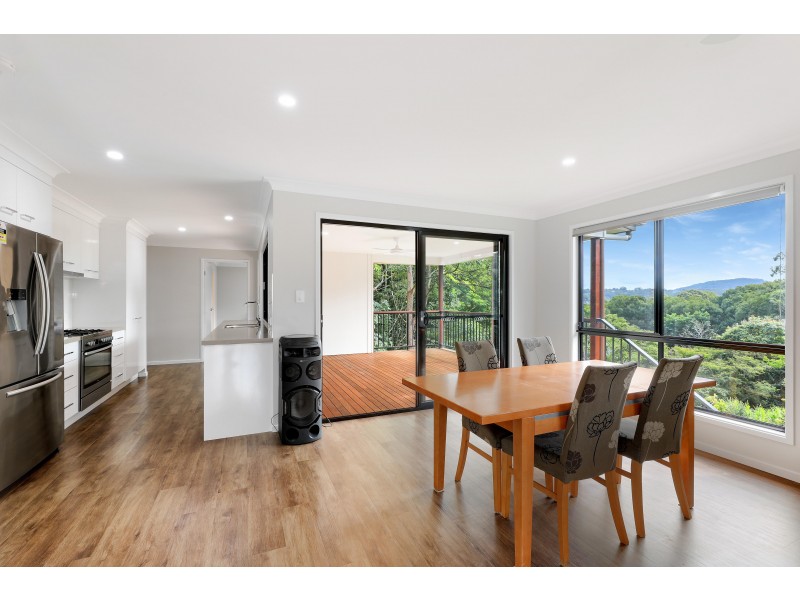 3 Paradise Place, Nambour QLD 4560