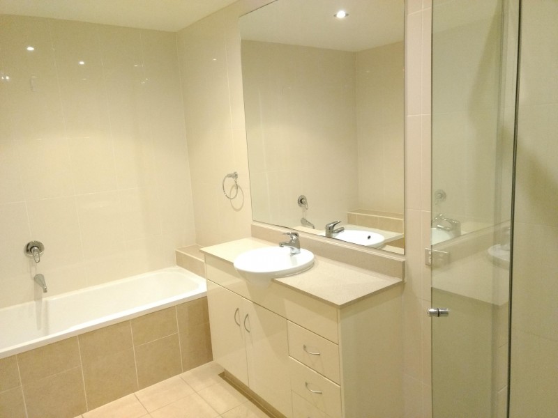 Unit 1310/1 Como Crescent, Southport QLD 4215