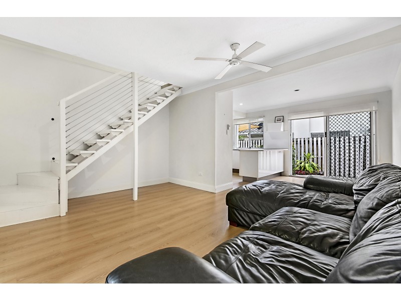 Unit 80/300 Cottesloe Drive, Mermaid Waters QLD 4218