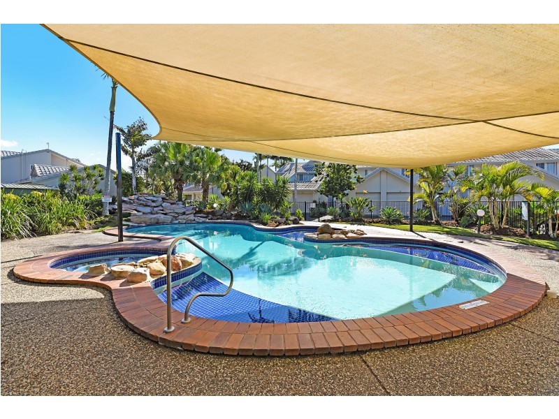 Unit 80/300 Cottesloe Drive, Mermaid Waters QLD 4218