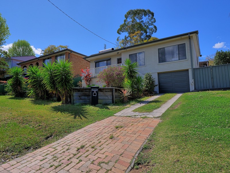 15 Day Street, Wyoming NSW 2250