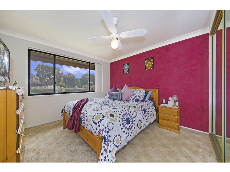 8 Shoalhaven St, Wakeley NSW 2176