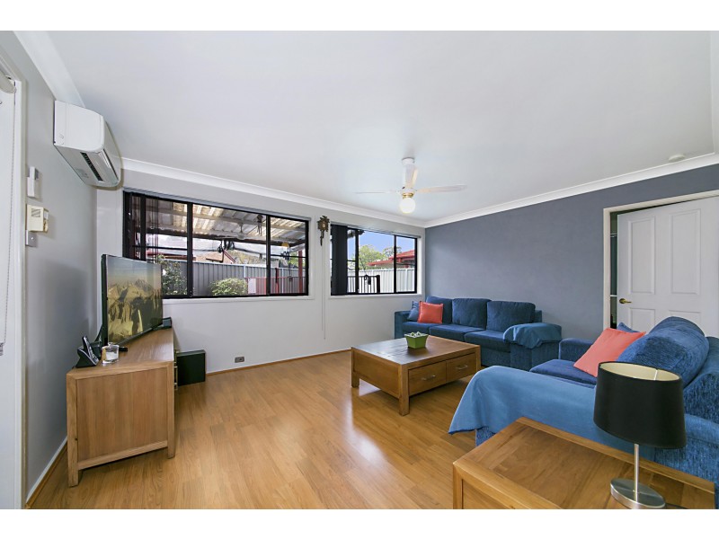 8 Shoalhaven St, Wakeley NSW 2176