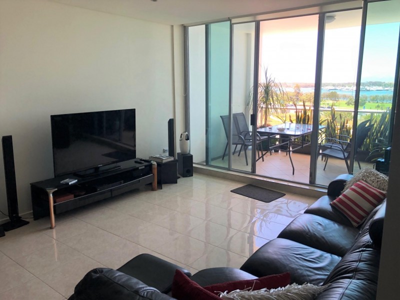 Unit 810/1 Como Crescent, Southport QLD 4215