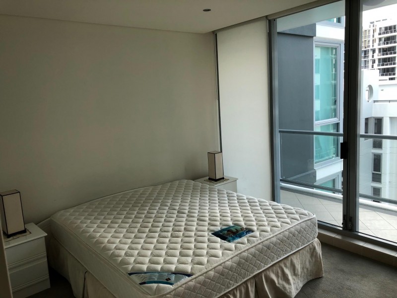 Unit 810/1 Como Crescent, Southport QLD 4215