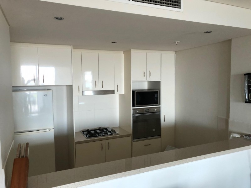 Unit 810/1 Como Crescent, Southport QLD 4215