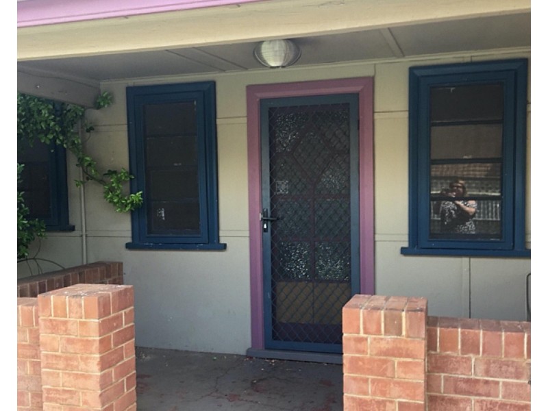 13 Thornton Street, Wellington NSW 2820