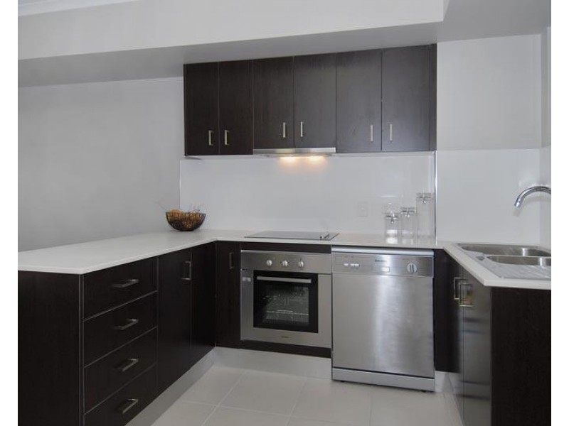 13/521 Varley Street, Yorkeys Knob QLD 4878