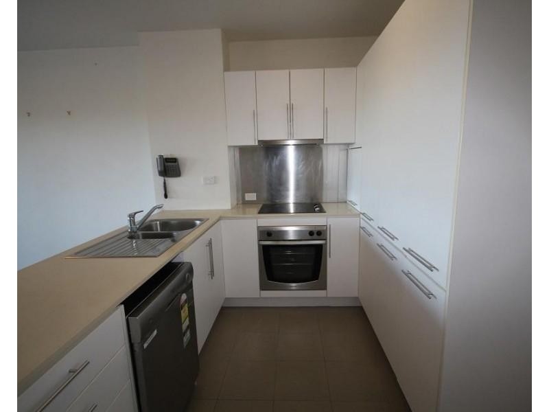 817 17/32 Stanley Street, Townsville City QLD 4810