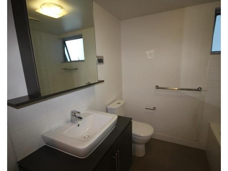 817 17/32 Stanley Street, Townsville City QLD 4810