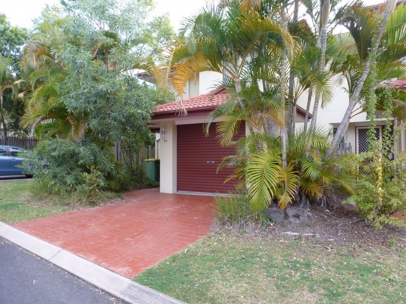 28/102 Alexander Drive, Highland Park QLD 4211