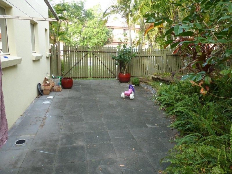 28/102 Alexander Drive, Highland Park QLD 4211