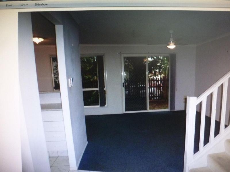 102 Alexander Drive, Highland Park QLD 4211