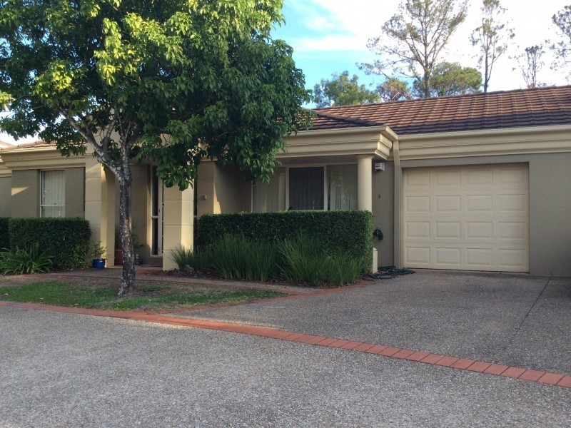 433  Brisbane Road, Arundel QLD 4214