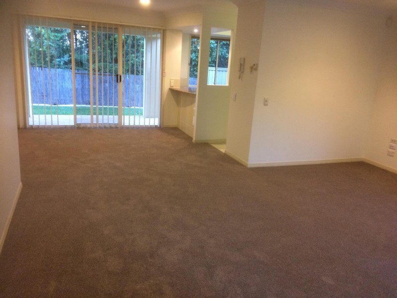 433  Brisbane Road, Arundel QLD 4214