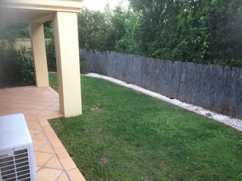 433  Brisbane Road, Arundel QLD 4214