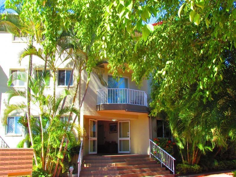 12/22 Jennifer Avenue, Runaway Bay QLD 4216