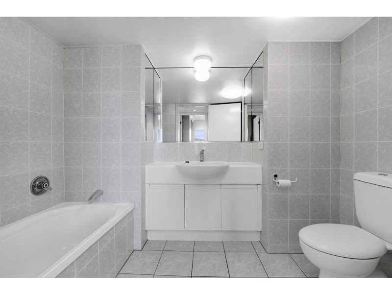 72 Macquarie Street, St Lucia QLD 4067