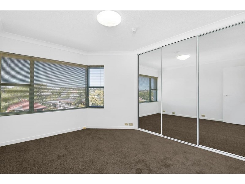 72 Macquarie Street, St Lucia QLD 4067