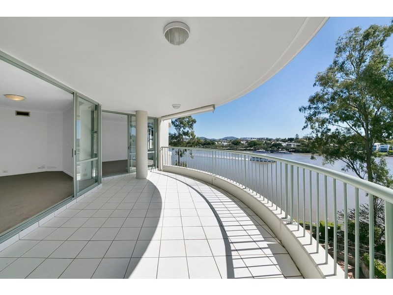 72 Macquarie Street, St Lucia QLD 4067