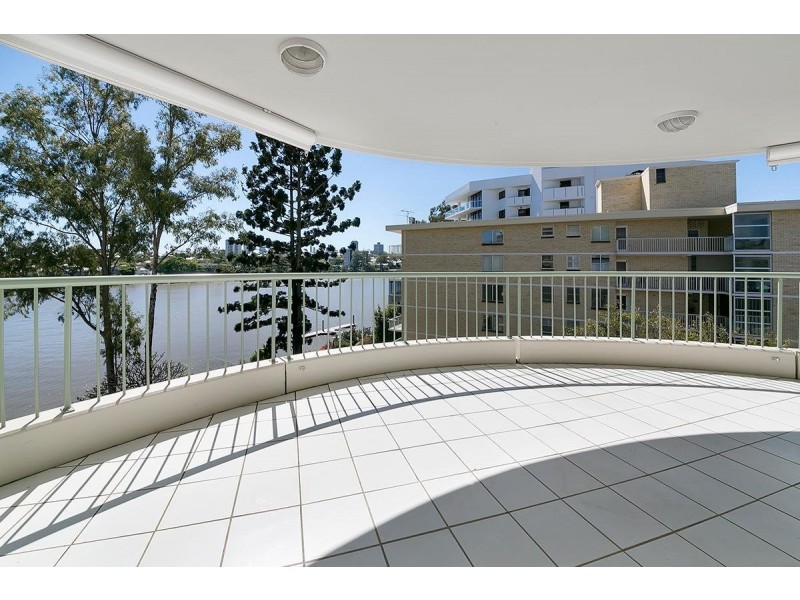 72 Macquarie Street, St Lucia QLD 4067