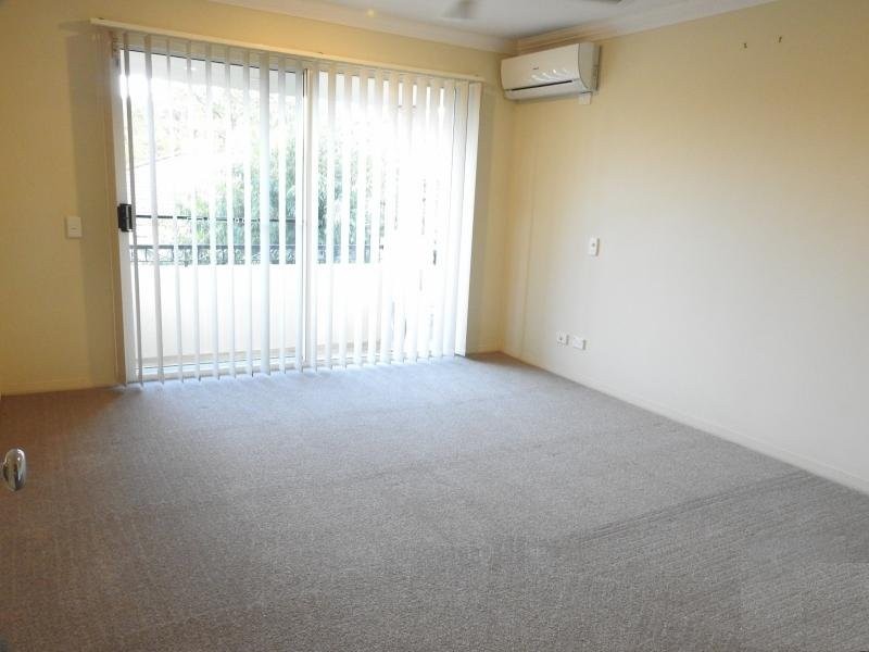 433 Brisbane Road, Arundel QLD 4214