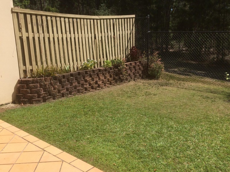 433  Brisbane Road, Arundel QLD 4214