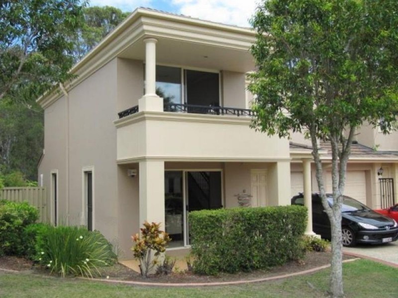 433  Brisbane Road, Arundel QLD 4214