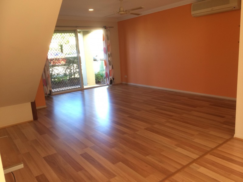 433  Brisbane Road, Arundel QLD 4214