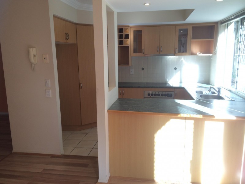 433  Brisbane Road, Arundel QLD 4214