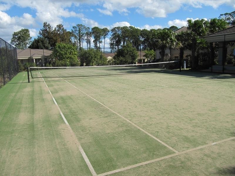 433  Brisbane Road, Arundel QLD 4214