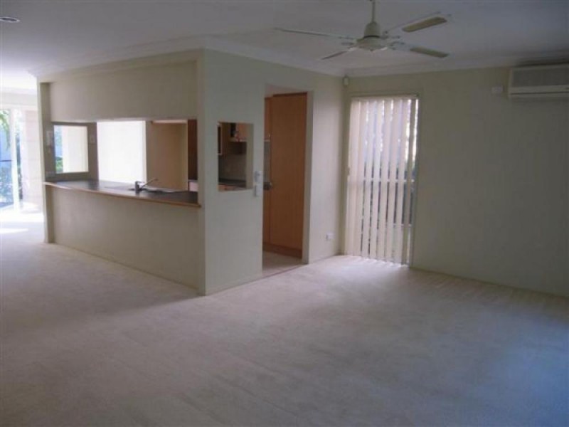 433  Brisbane Road, Arundel QLD 4214