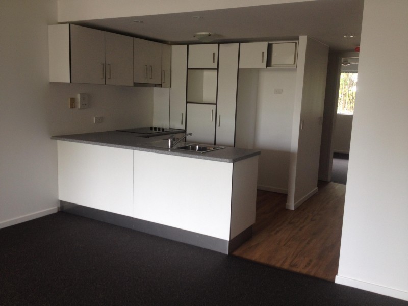 13/20-26 Illawong Street, Chevron Island QLD 4217