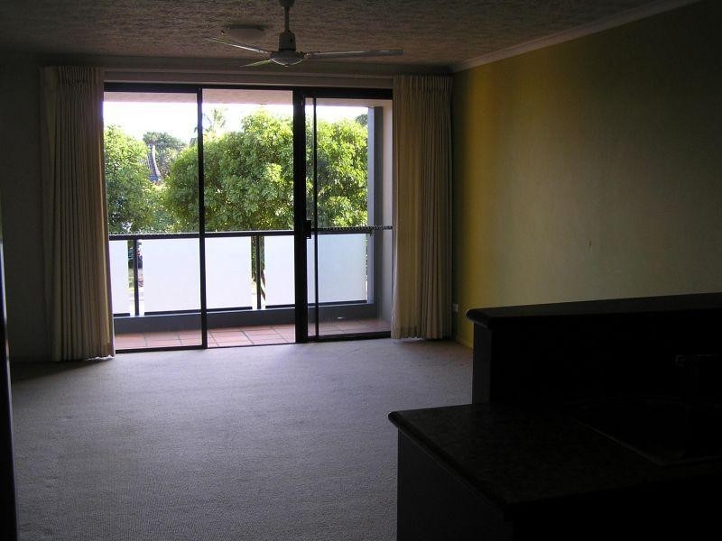 15/20-26 Illawong Street, Chevron Island QLD 4217