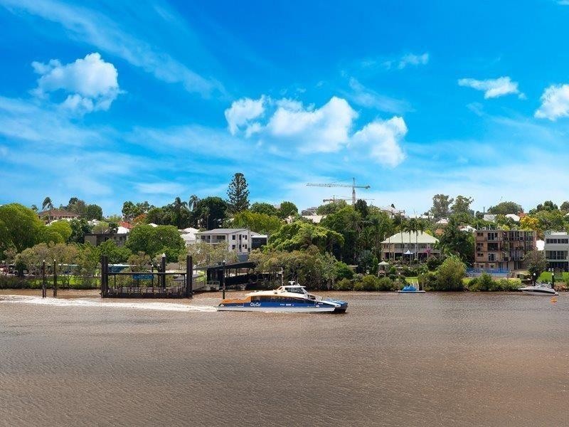 72 Macquarie Street, St Lucia QLD 4067