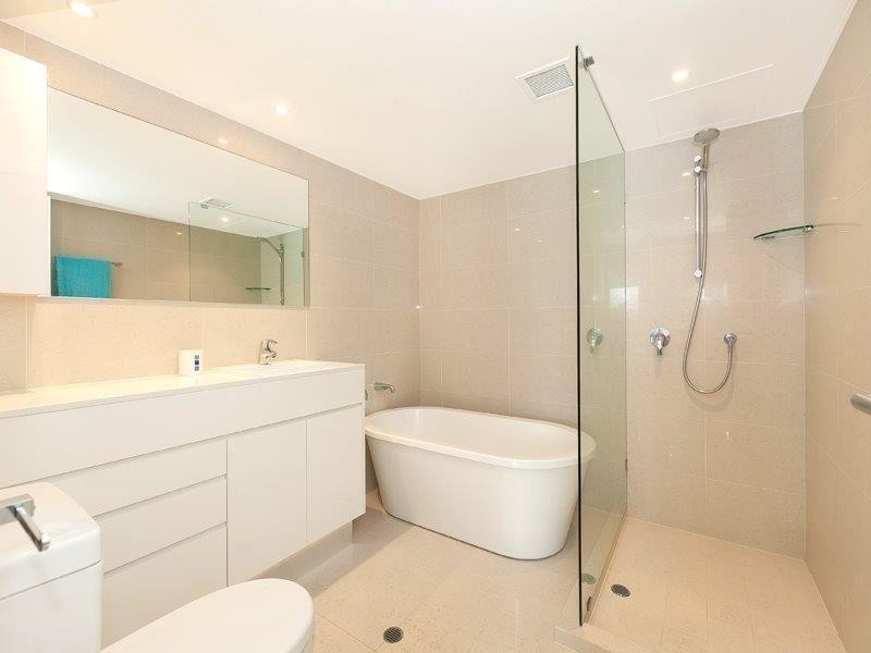 72 Macquarie Street, St Lucia QLD 4067