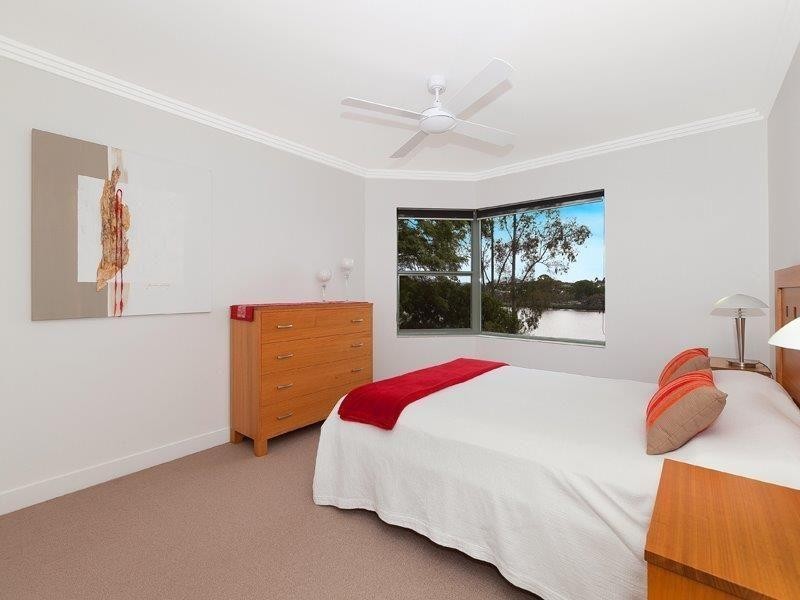 72 Macquarie Street, St Lucia QLD 4067